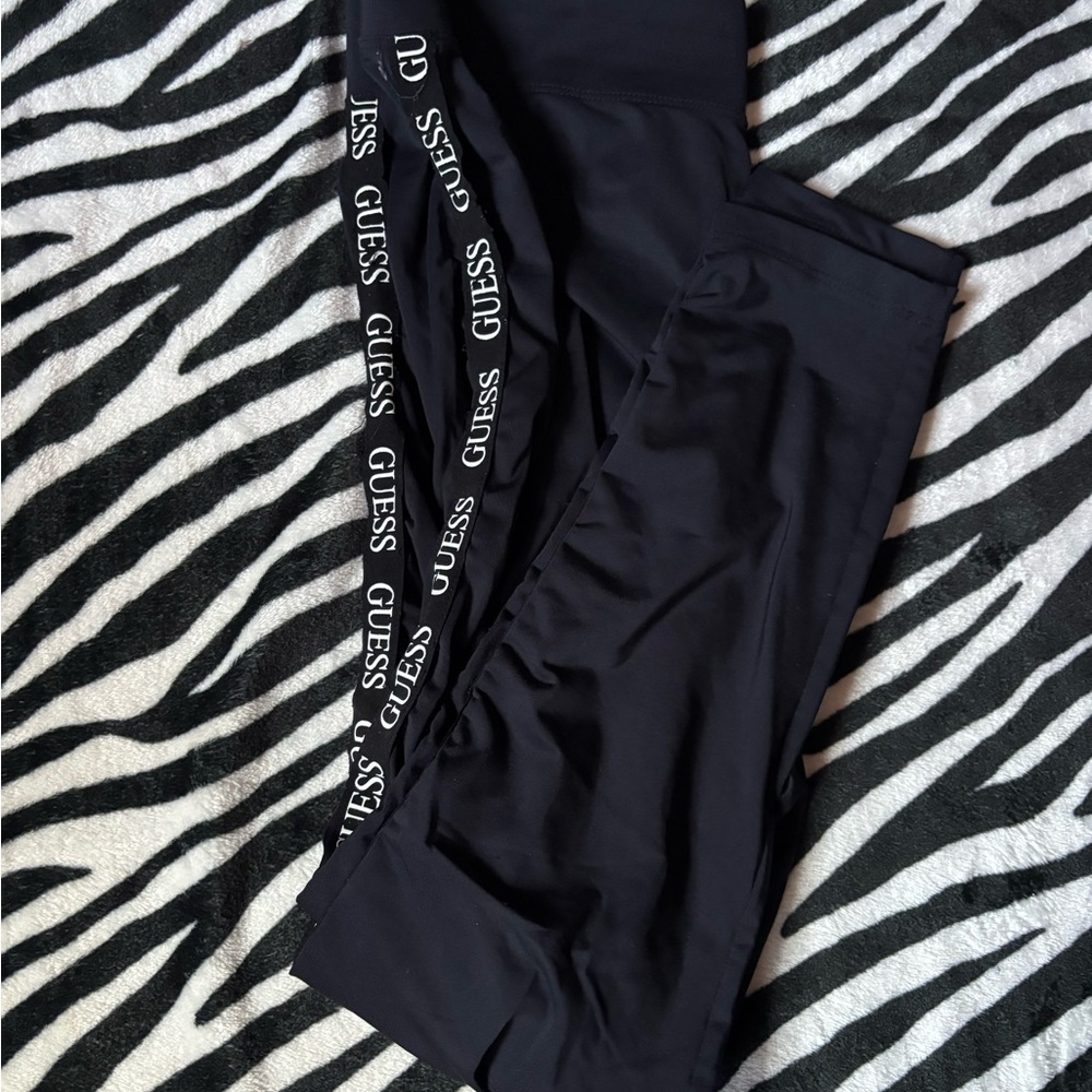 GUESS Womens Black Leggings